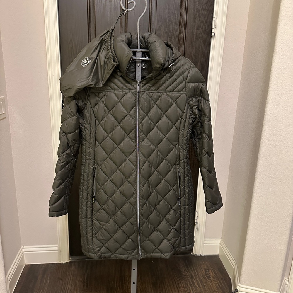 Michael Kors Packable Down Jacket XL (NWOT)